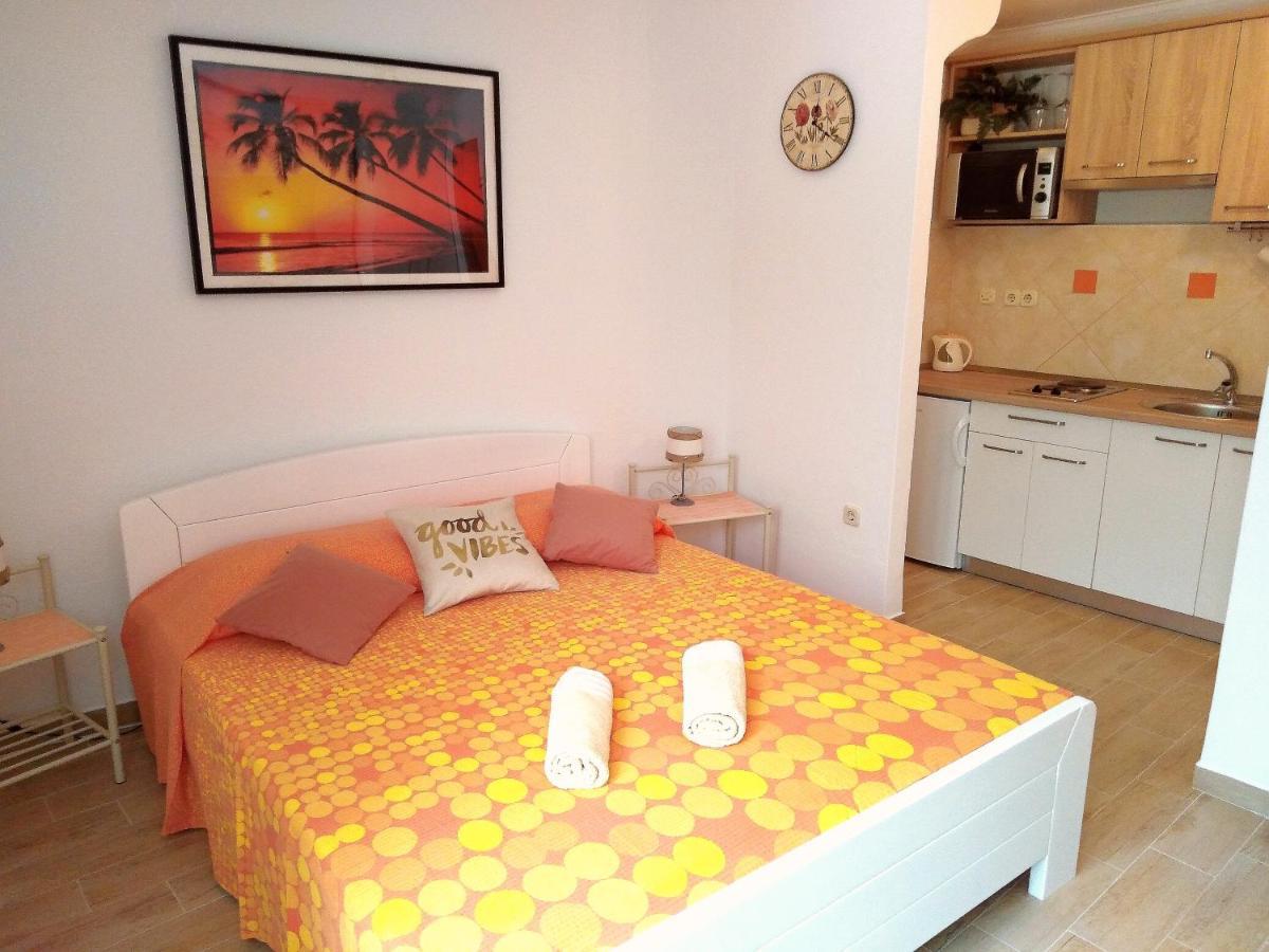 Apartments Green & Orange Hvar Town Eksteriør billede
