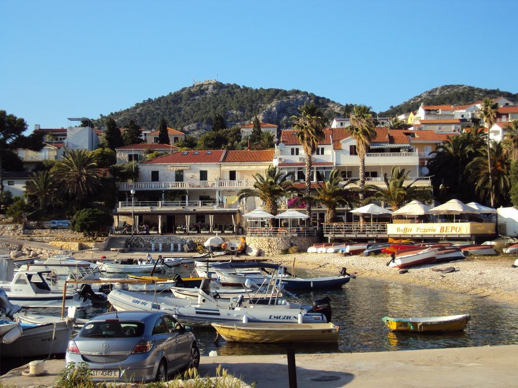 Apartments Green & Orange Hvar Town Eksteriør billede